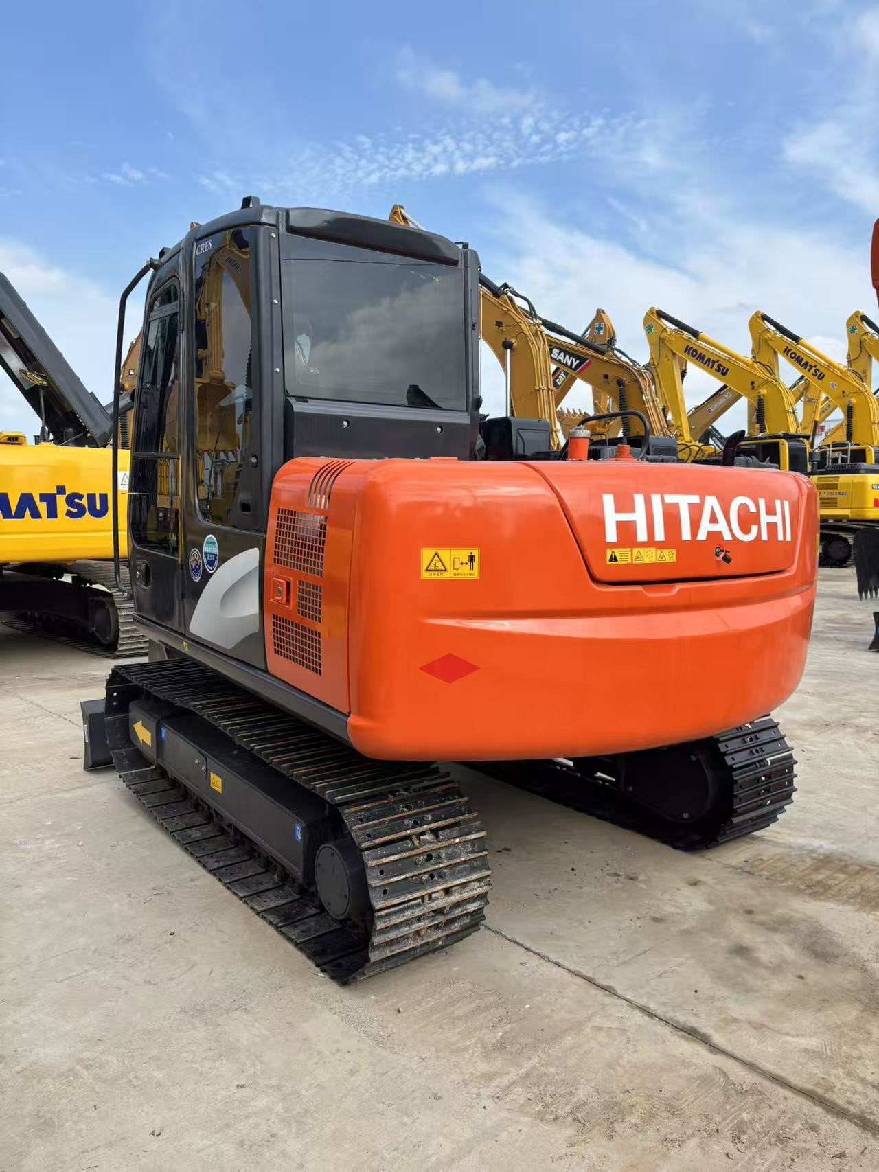 Hitachi ZX70 photo 5