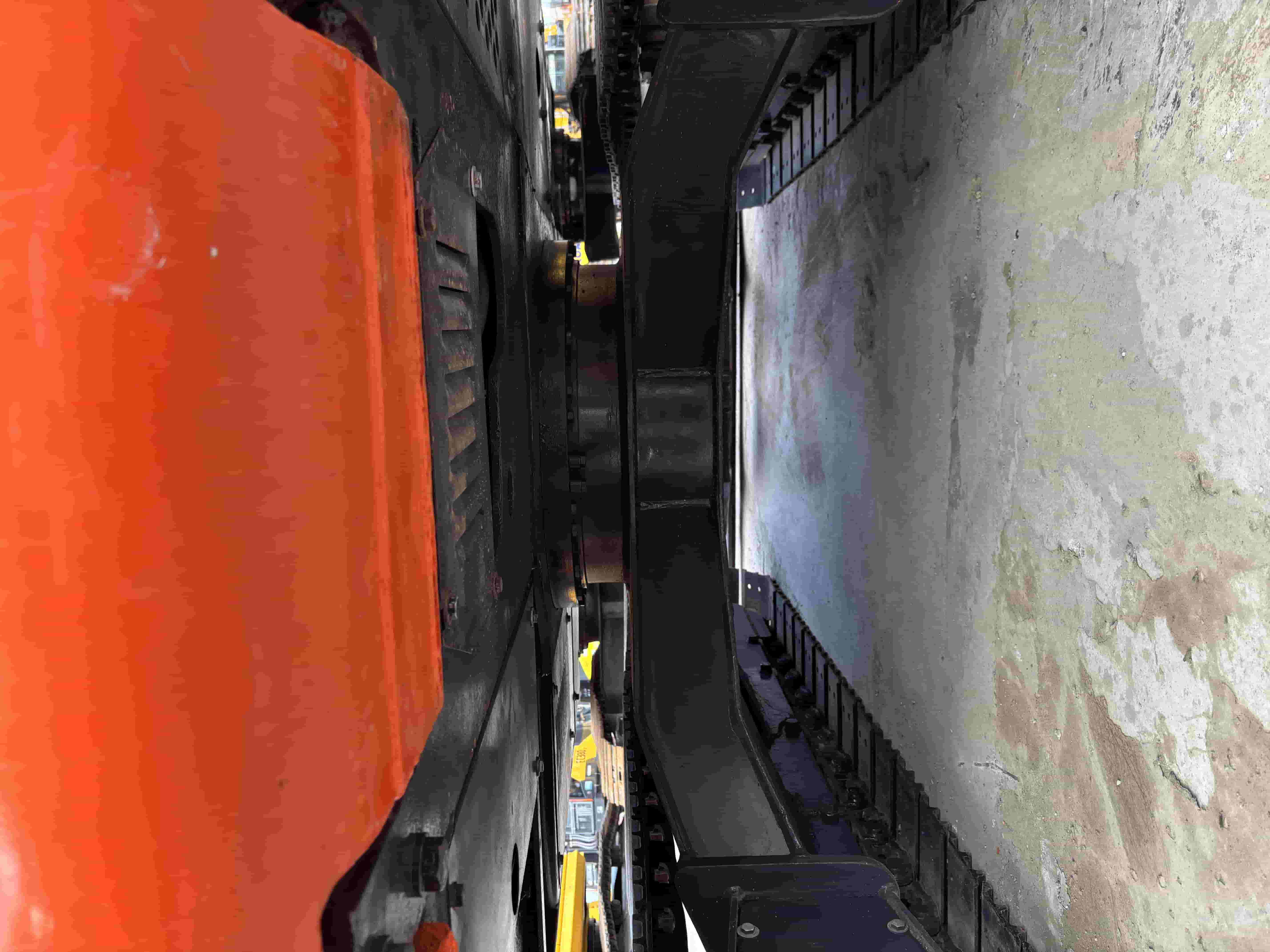 Hitachi ZX60 photo 10