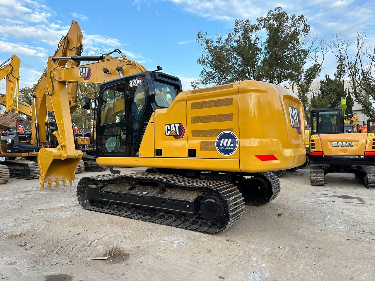 Cat 320GC photo 2