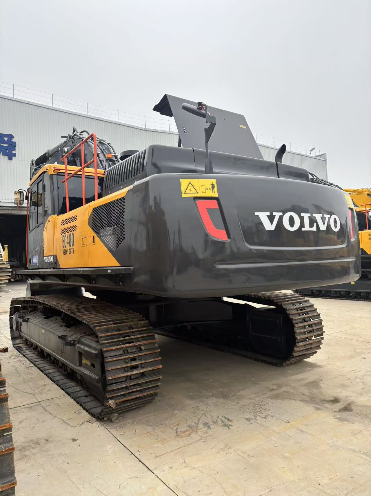 Volvo EC480 photo 3