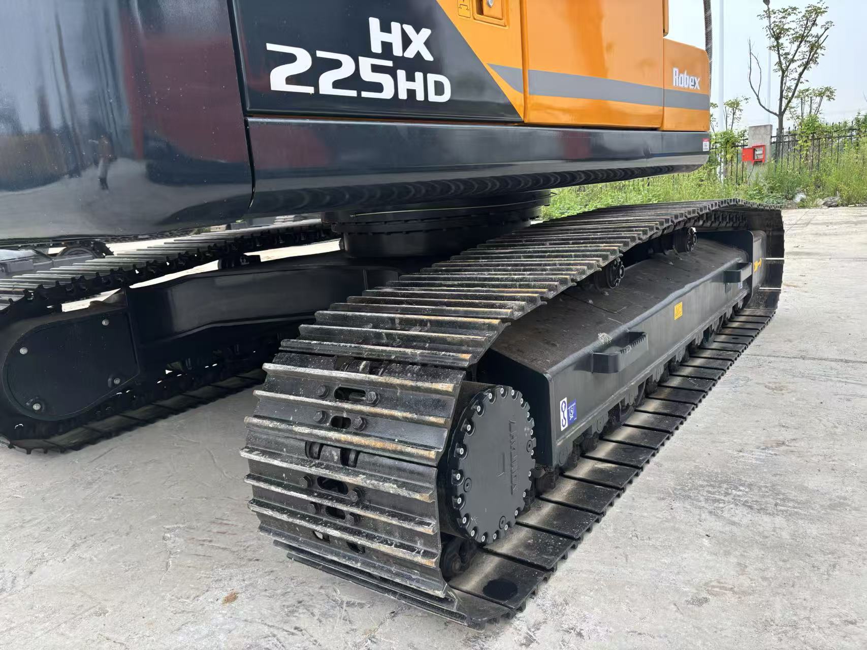 Hyundai HX225HD photo 4