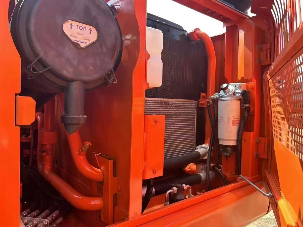 Doosan 150 photo 15