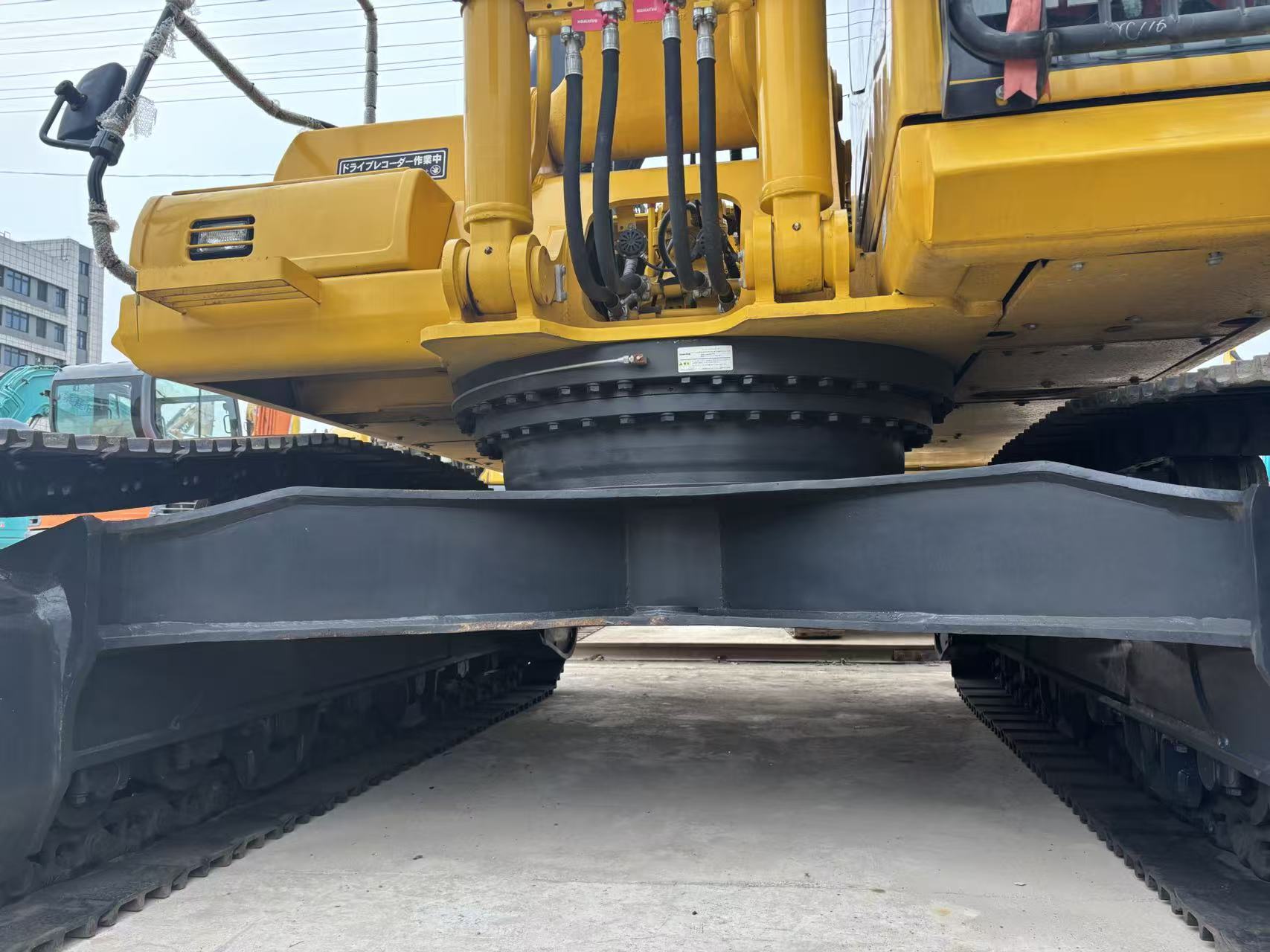 Komatsu PC360 photo 6