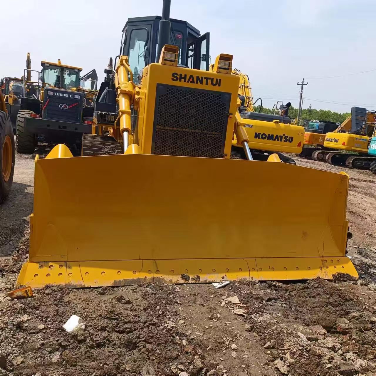 Shantui SD22 bulldozer photo 4