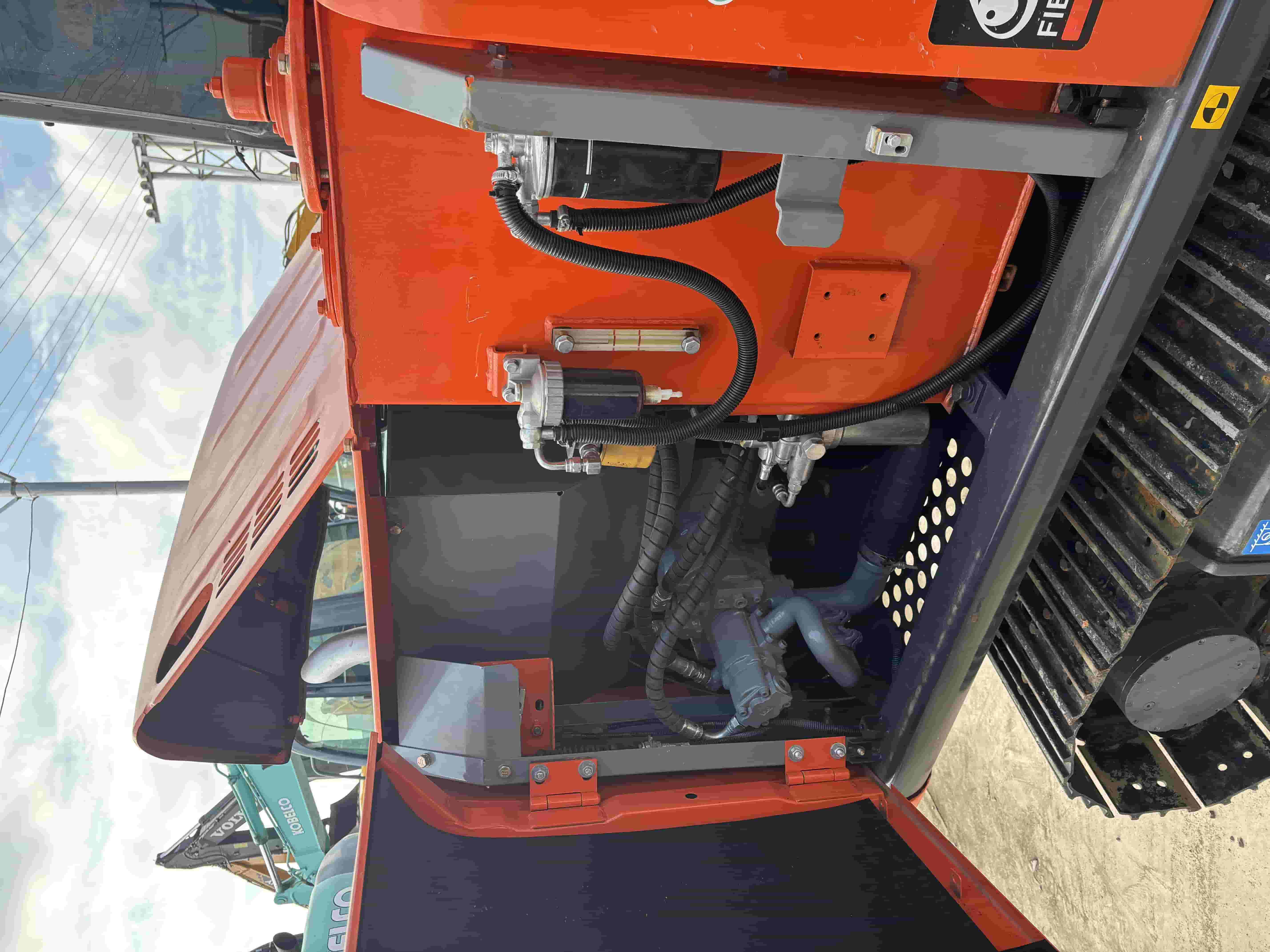 Hitachi ZX60 photo 8