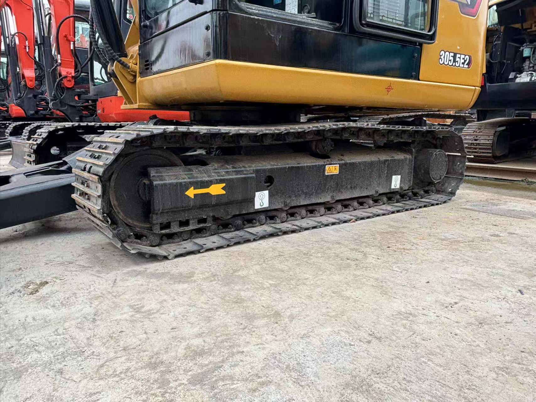 Cat 305.5 photo 4