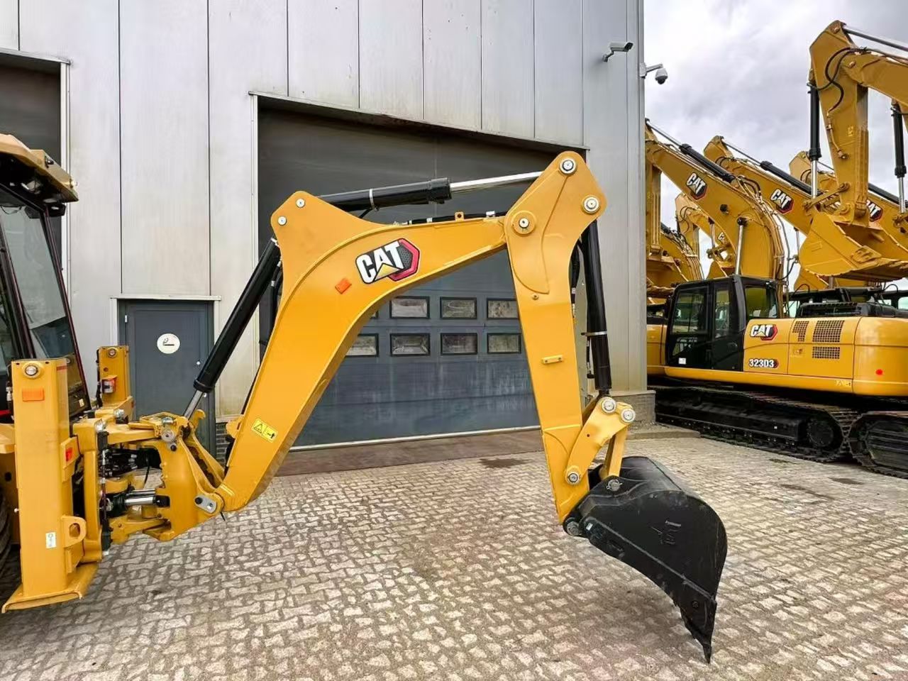 Cat 424 backhoe loader photo 7