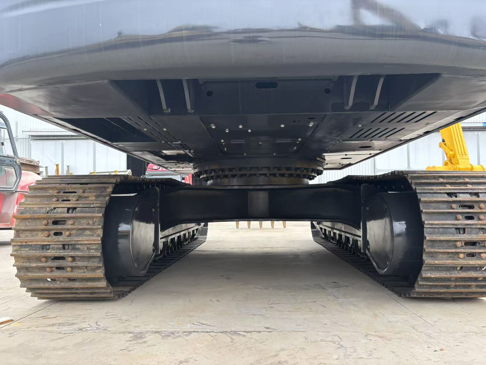 Volvo EC480 photo 6